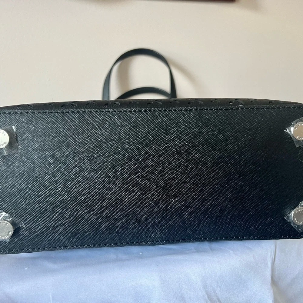 Michael Kors Haley Bag - Picture 7 of 8